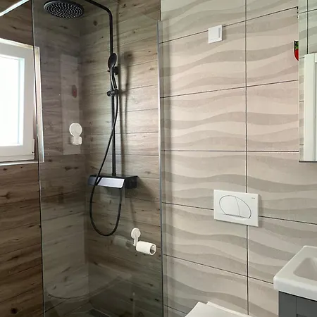 Mlinar - Two Bedroom With Seaview * Grebaštica