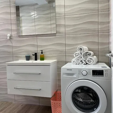 Apartment Mlinar - Two Bedroom With Seaview Grebastica