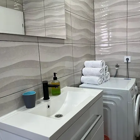 Mlinar - Two Bedroom With Seaview *