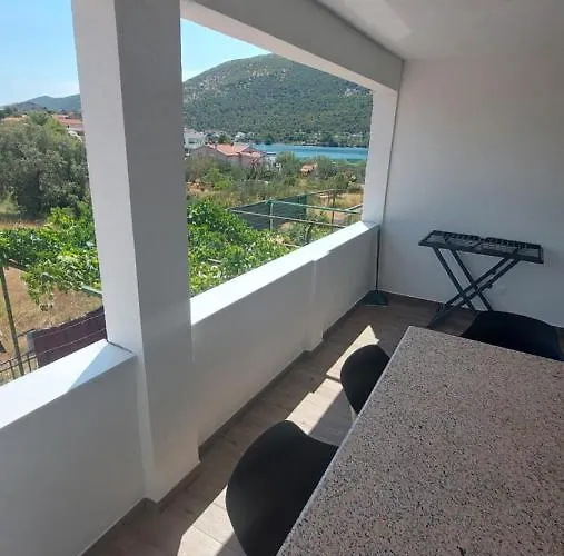 Mlinar - Two Bedroom With Seaview Appartement