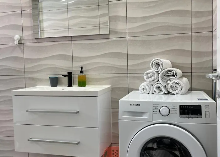 Appartamento Mlinar - Two Bedroom With Seaview Grebaštica