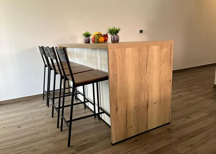 Mlinar - Two Bedroom With Seaview