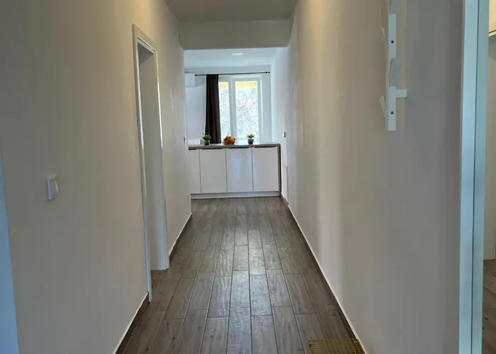 Mlinar - Two Bedroom With Seaview